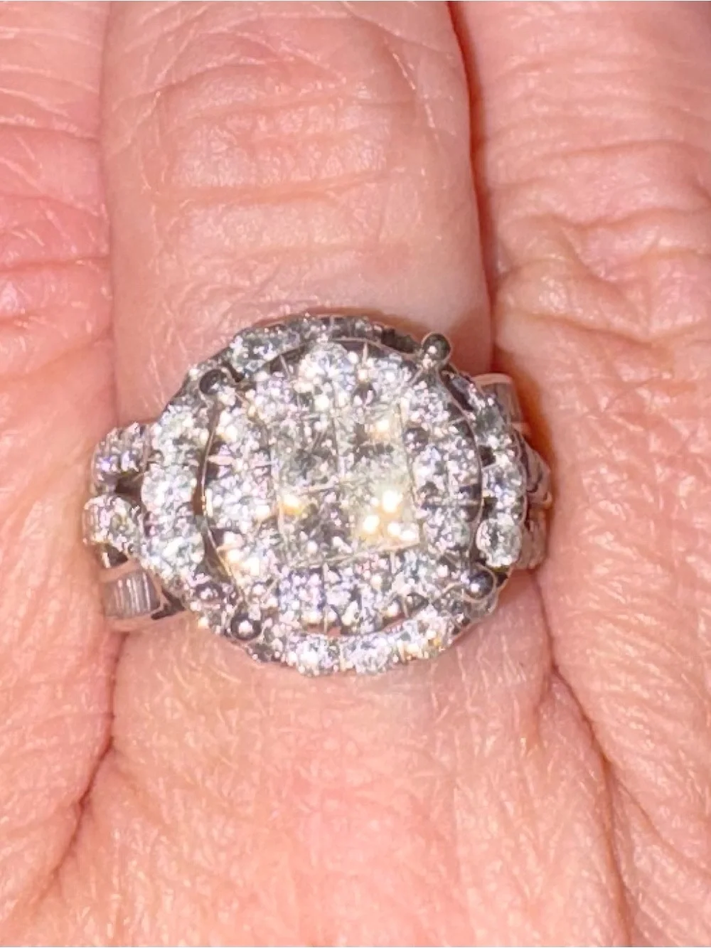 Diamond Ring 2-1/2 Carats tw 14K White Gold